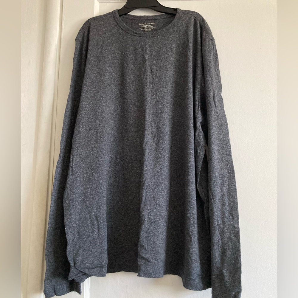 Banana Republic Gray Long Sleeve Tee